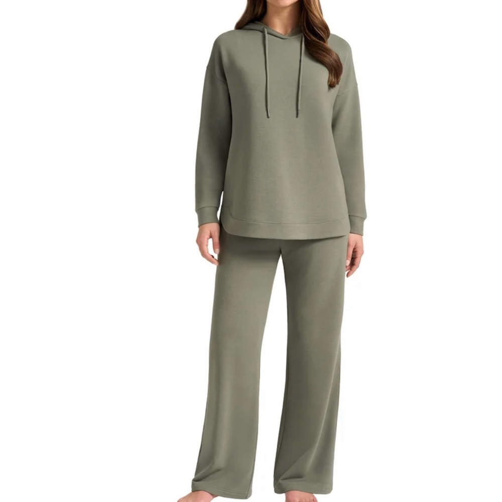 Max & Mia Women’s Lounge Hoodie